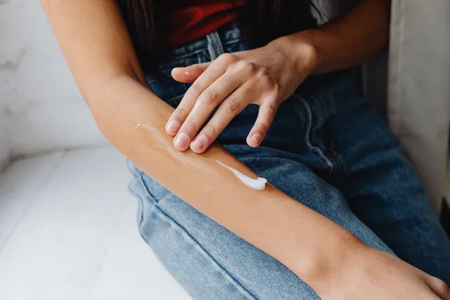 Peau sensible : les gestes qui apaisent
